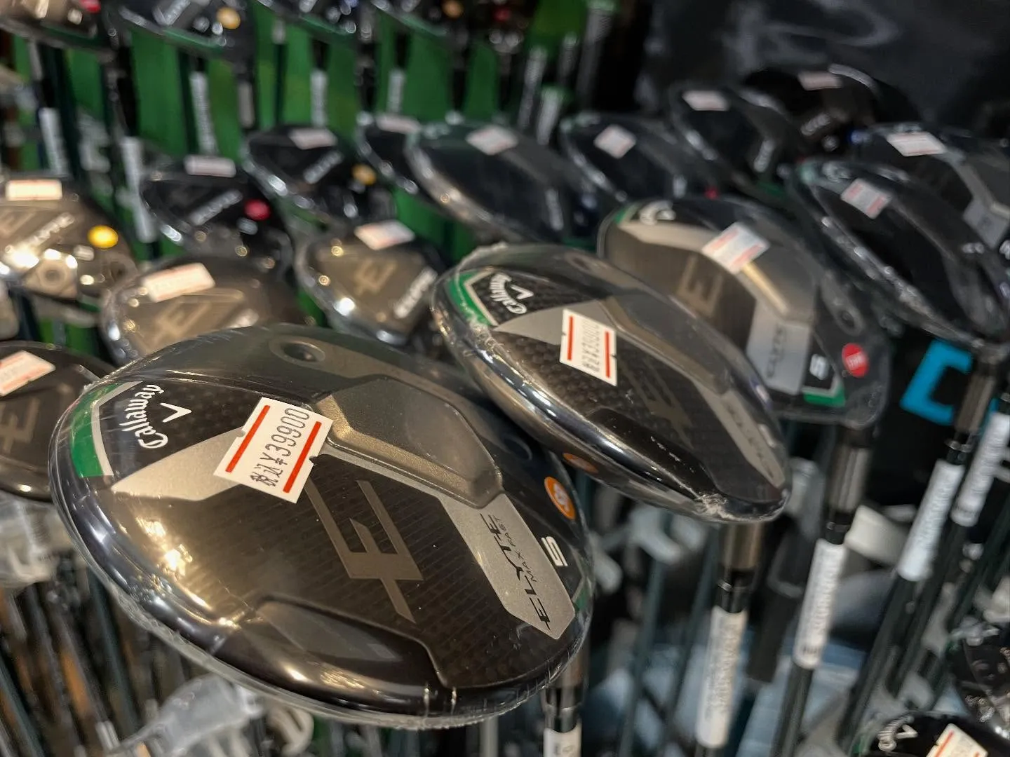 マークダウンしたcallaway ELYTE在庫入荷しました...