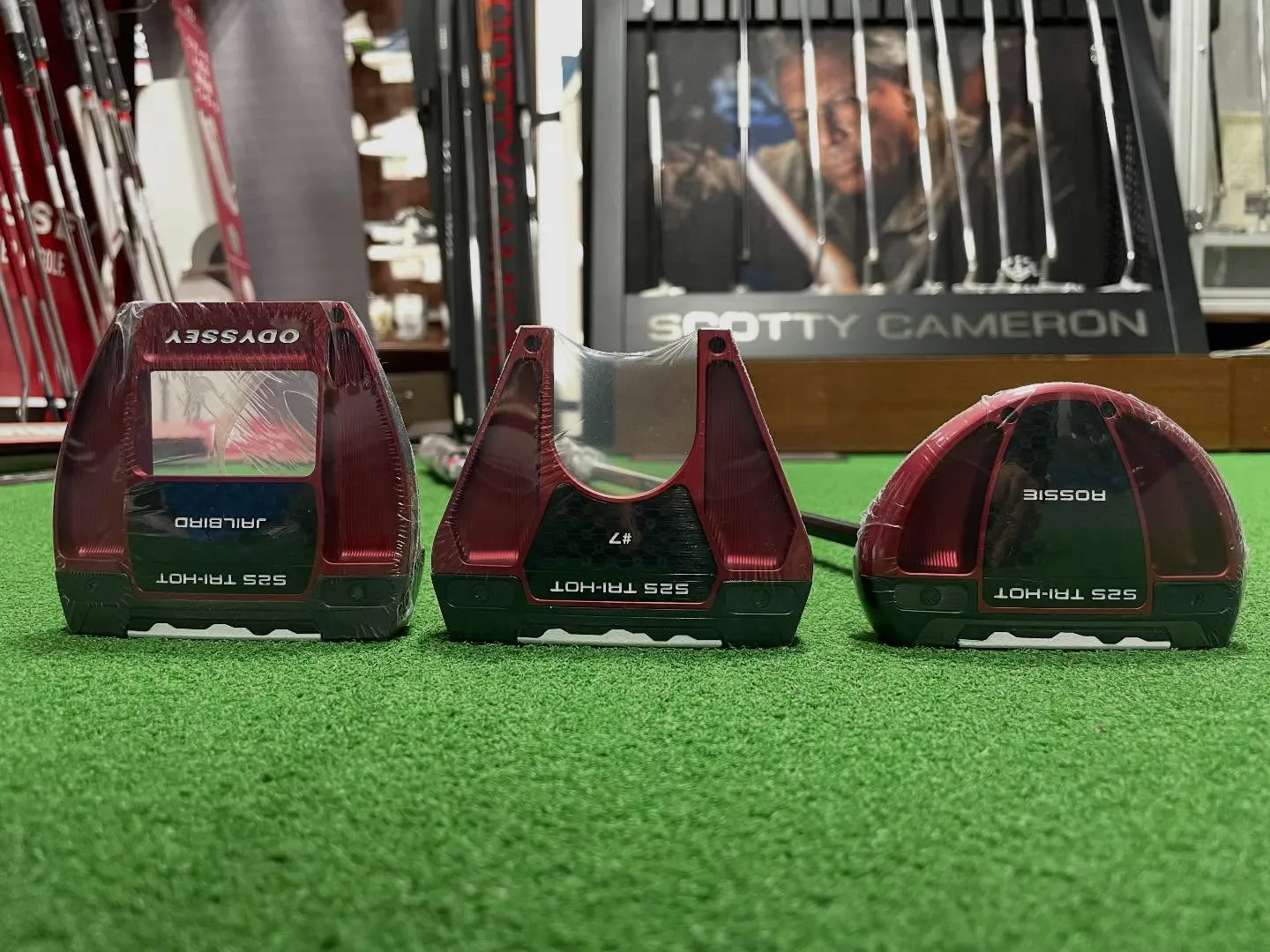 こちらのパター売れております😄