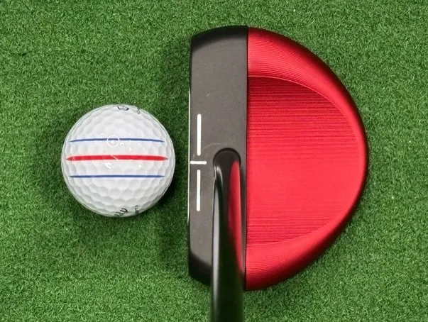 こちらのパター売れております😄