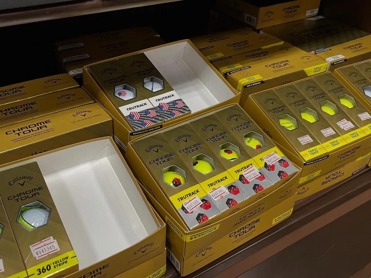 テーラーメイド  キャロウェイのボールがお安くなっております...