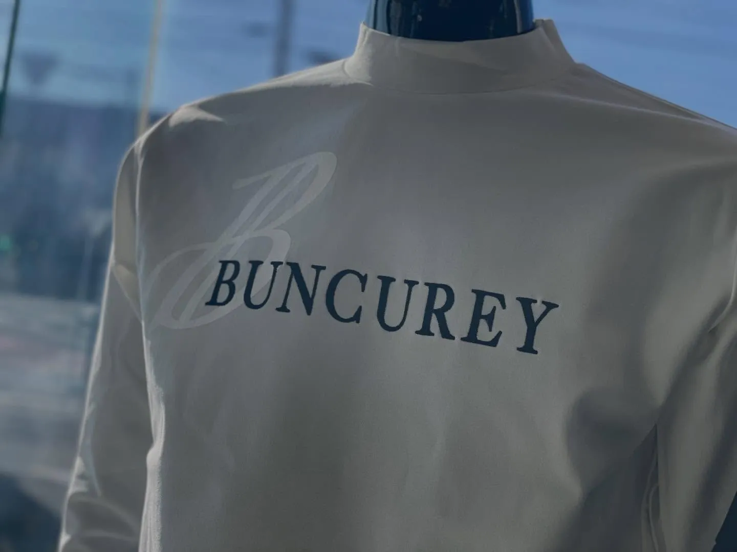 ただ今スズキゴルフではBUNCUREY ポップアップイベント...