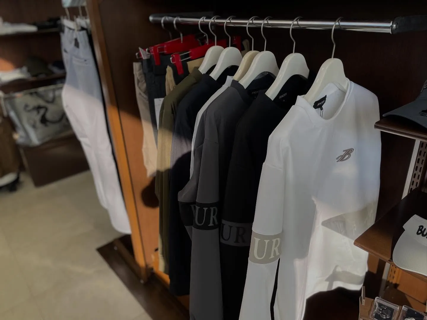 ただ今スズキゴルフではBUNCUREY ポップアップイベント...