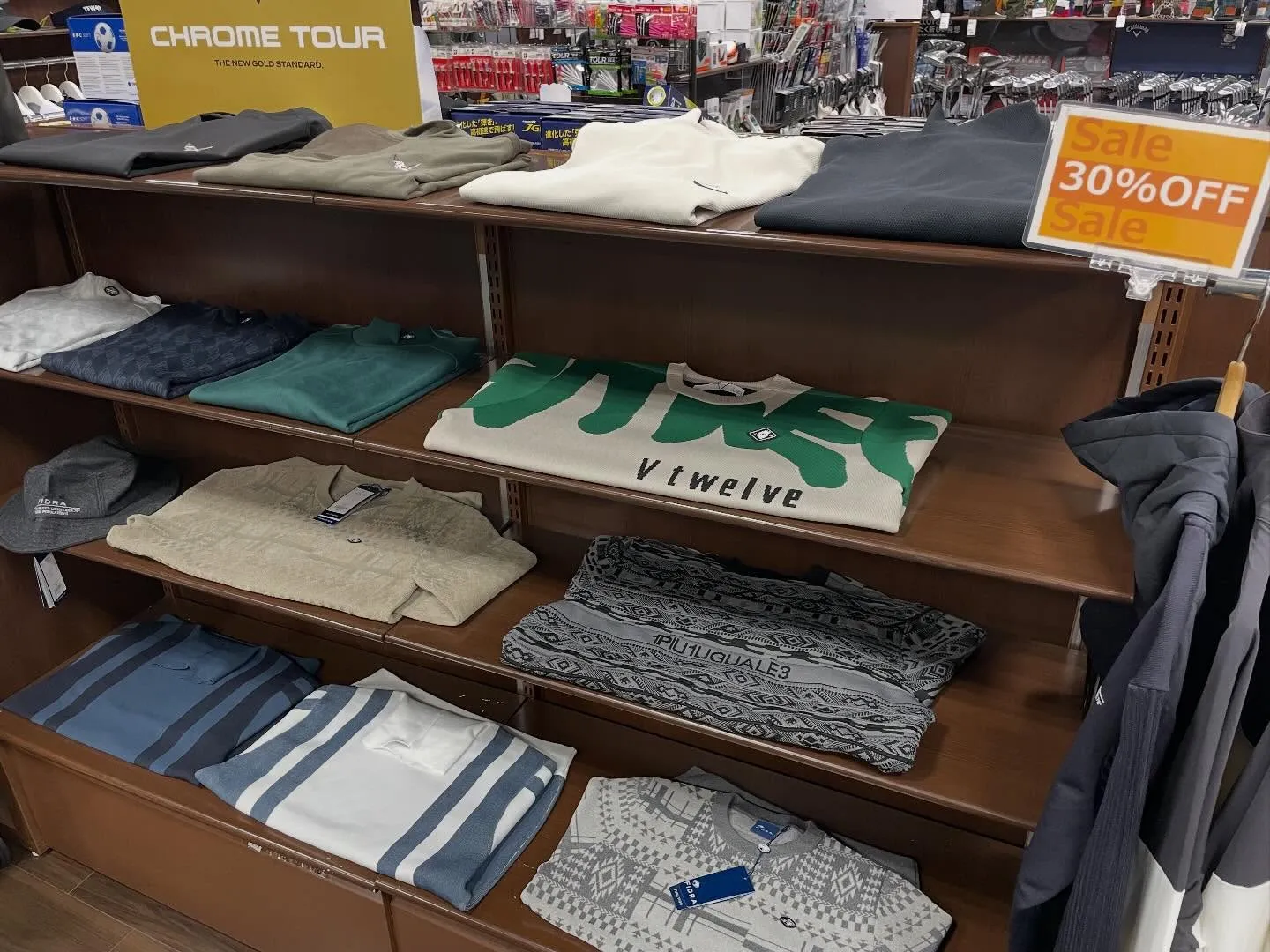 人気アパレル、クリアランスセール開催中❗️