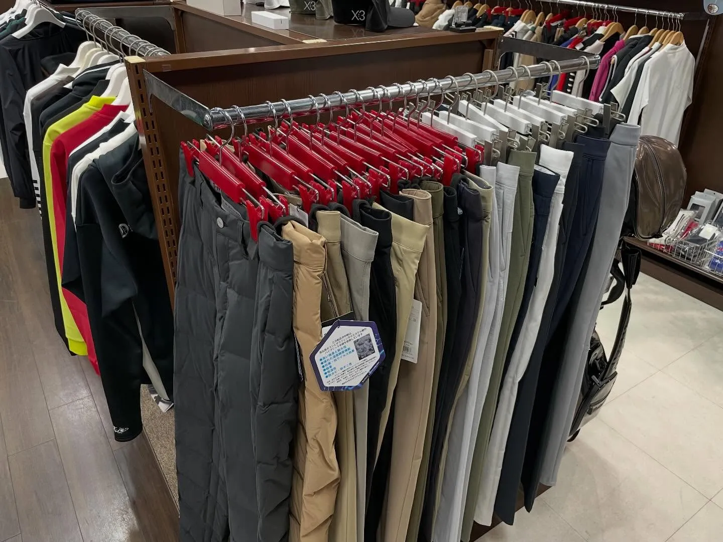 人気アパレル、クリアランスセール開催中❗️