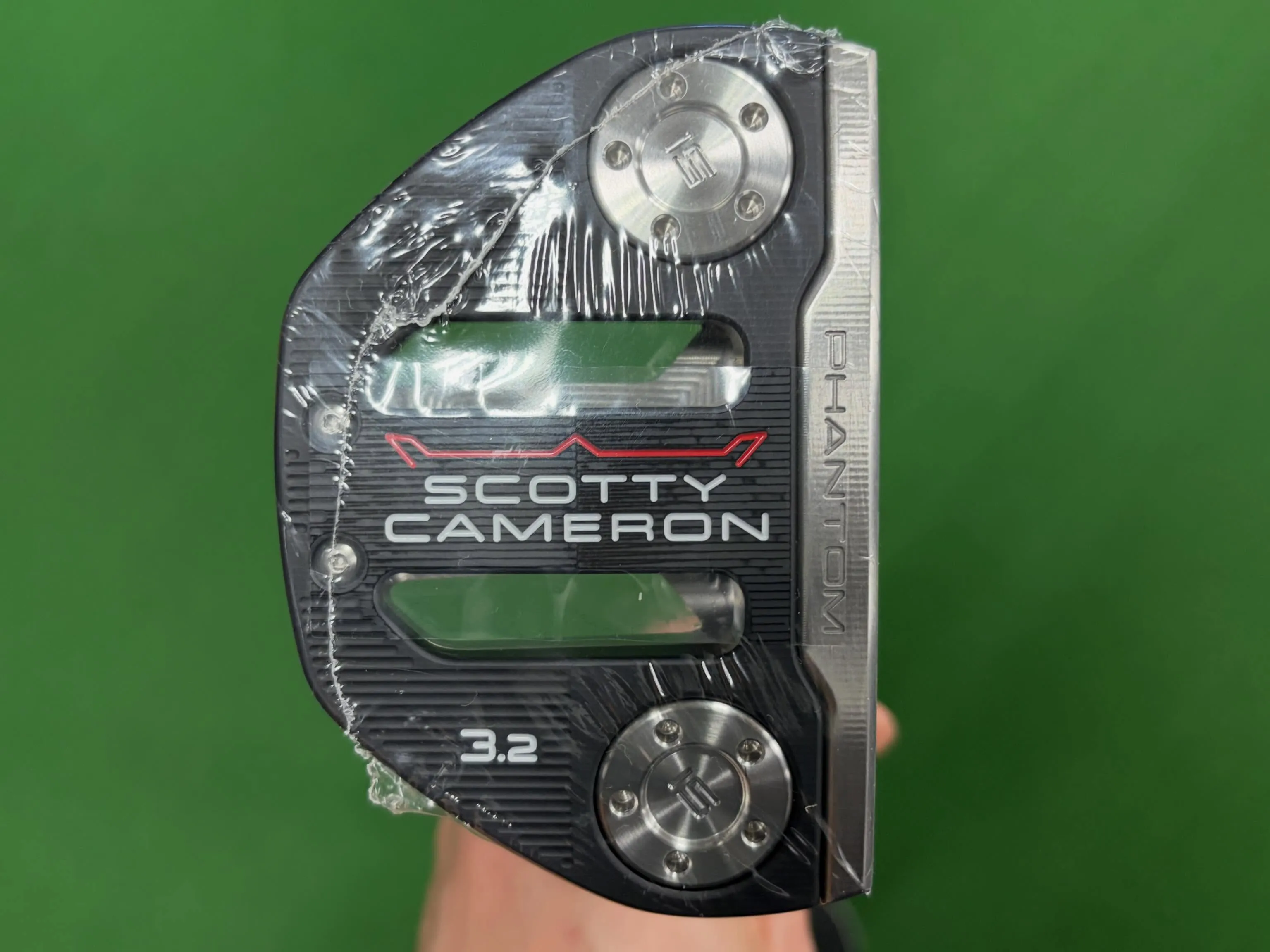 SCOTTY CAMERON　PHANTOM3.2発売✨