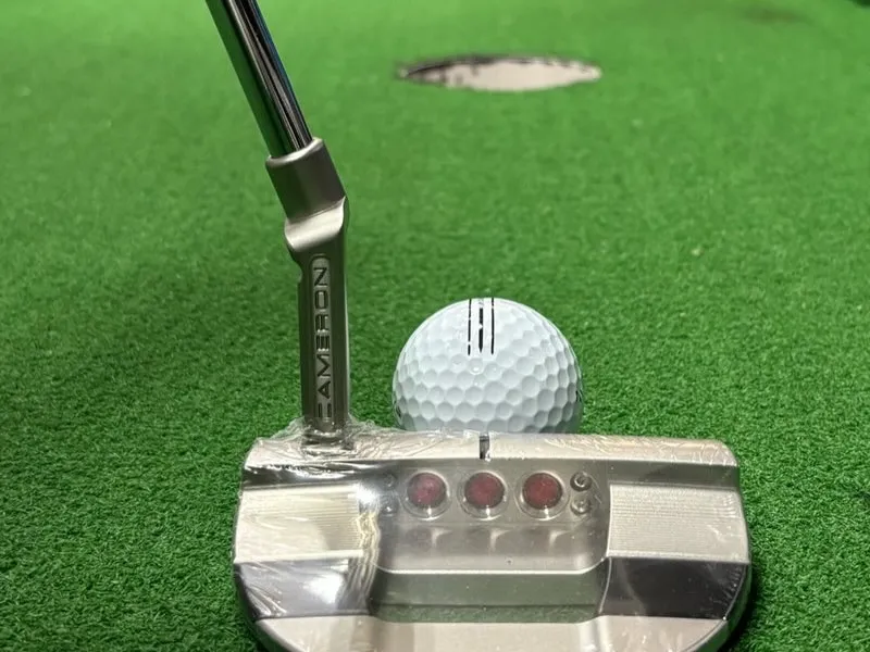 タイトリストPRO V1シリーズにAIMモデルが登場‼️