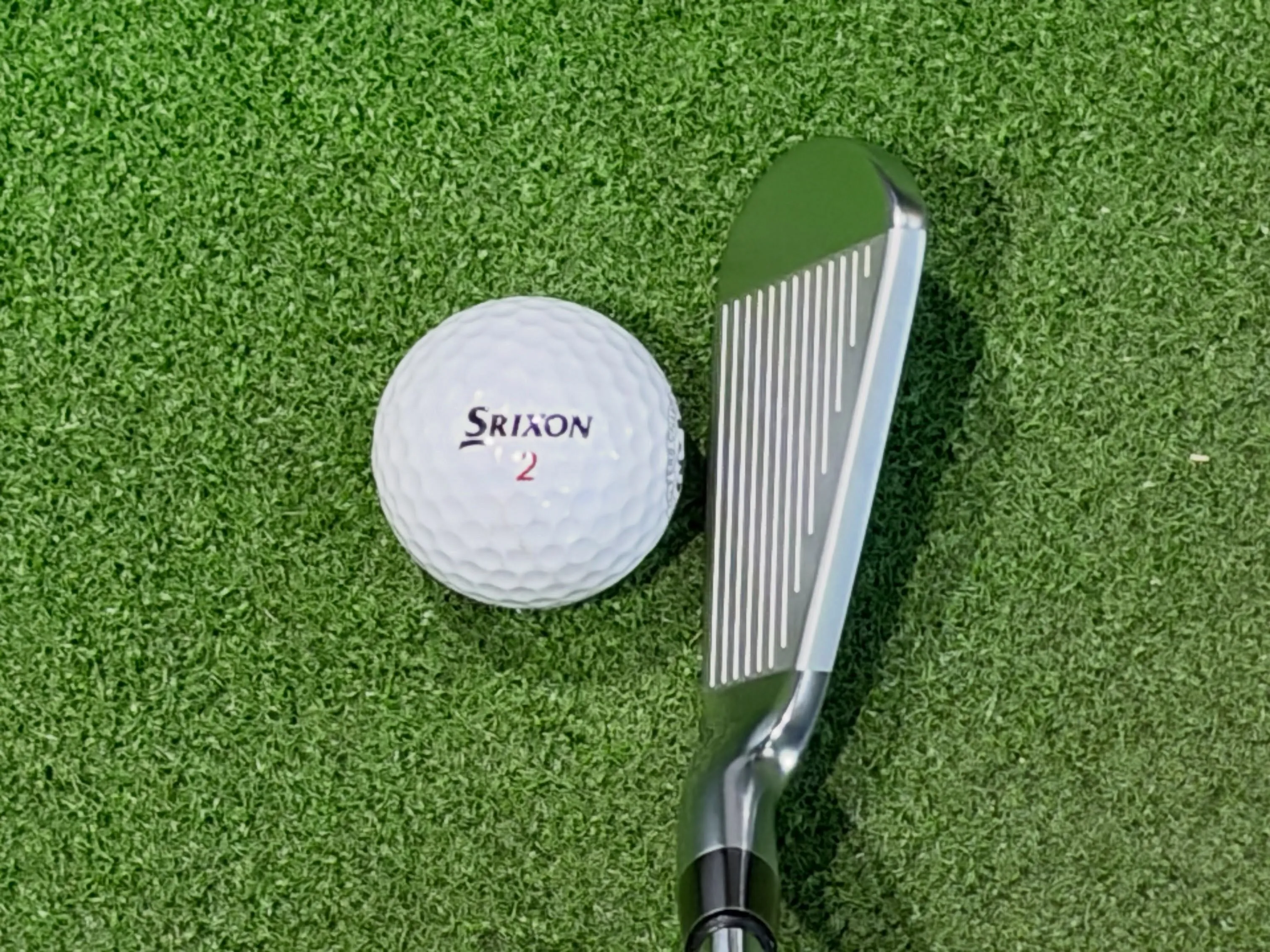 今月12日に発売したSRIXON ZXiシリーズ