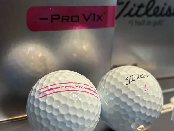 TITLEIST PRO -V1x PINK AIM Enh...